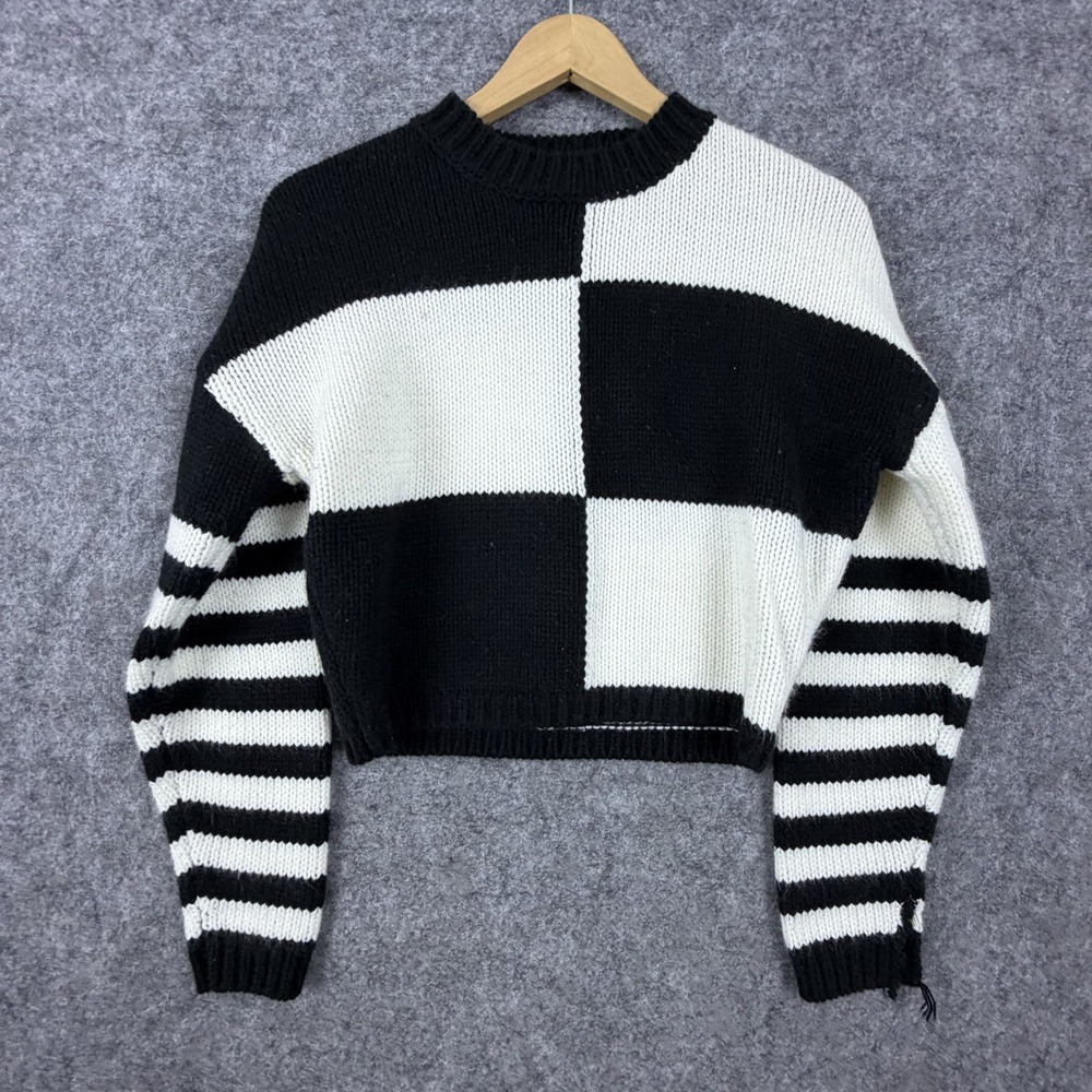 Steve Madden Cropped Sweater Womens Small White Black Colorblock Boxy Checker